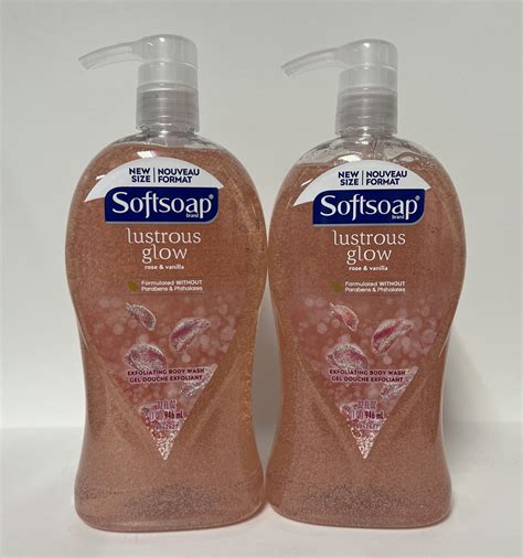 Softsoap Lustrous Glow Exfoliating Body Wash.